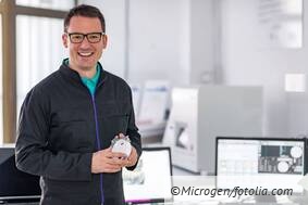 Abrechnung: Keramik-Abutment und Vollkeramik-Presskrone, Zahn 15