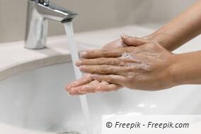 person-washing-hands-close-up_01.jpg